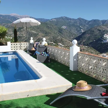 Holiday home 4 Bedroom In *